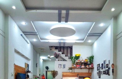 Nhà chợ Thạnh Xuân 21 Q12, 71m2, 2 lầu, 3PN, 4x18m, Đ.7m chỉ 4.x tỷ